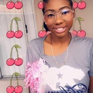 Meet your Posher, Adrian